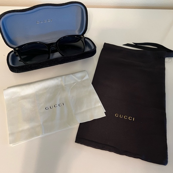 Chanel sunglasses. - Picture 12 of 12